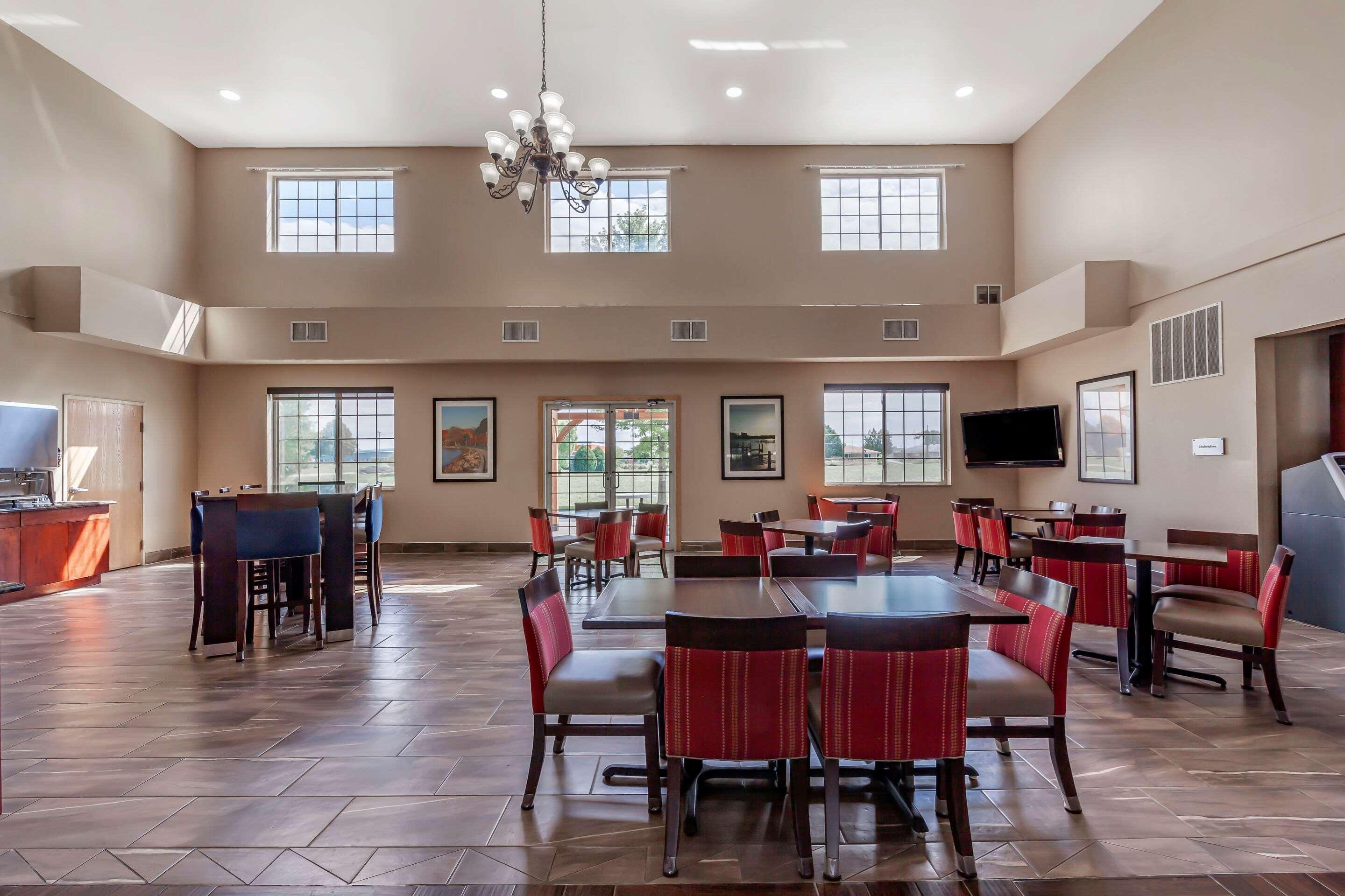 Comfort Suites Delavan - Lake Geneva Area Exterior foto